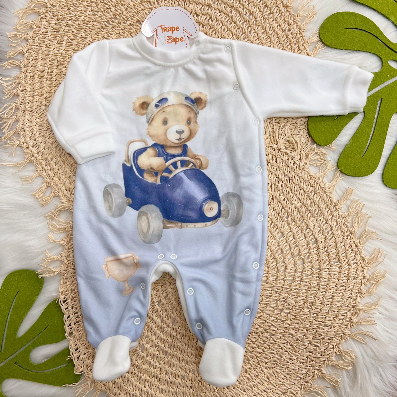 Macacão em Soft Ursinho com Carrinho de Corrida - Off White e Marinho